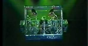 Motley Crue - Tommy Lee Spinning Drum Solo - 10-15-1987- Tacoma, Wa