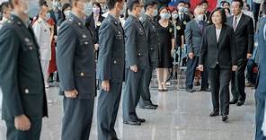 20230606 總統出席「 112 年上半年陸海空軍晉任將官勗勉典禮」