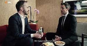 Seth Meyers im Interview mit Jan Böhmermann _ NEO MAGAZIN ROYALE - ZDFneo-yQpAX56i6KY
