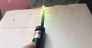 Puntatore Laser Verde che brucia 1mw 532nm ITA