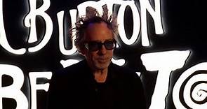 Tim Burton abre una gigantesca exposición dedicada a su 'universo creativo' en Madrid