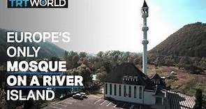 Bosnian mosque only one in Europe built on river island