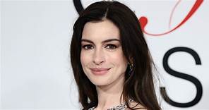 Anne Hathaway Legit Glows In This Totally Bare-Faced, Makeup-Free IG Photo