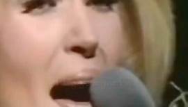 LYNN ANDERSON (1947-2015) performs her 1970 cosmopolitan country classic