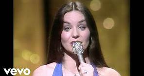 Crystal Gayle - Why Have You Left The One You Left Me For (Live)