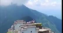 Guizhou - Discover the beautiful landscapes and the unique...