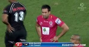 Rod Davies finishes Reds 100m try vs the Sharks