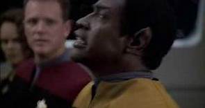 Star Trek: Voyager - The Doctor Sings for Tuvok