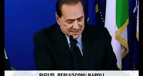 Berlusconi sull'affaire Ruby: "Sono buono di cuore e non rispondo alle domande"