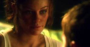 Smallville 8x03 - Oliver Queen saves Tess Mercer on Island after Captured