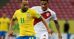 Anderson Santamaría y una noche para el olvido con Perú: ‘regaló’ 2 goles a Brasil por Eliminatorias