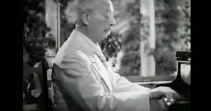 Paderewski plays "Menuet" in G - 1937 movie