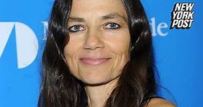 Justine Bateman confronts obsession with her 'old' face: 'I don't give s–t'