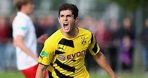 Christian Pulisic signs for Chelsea from Borussia Dortmund for £58M