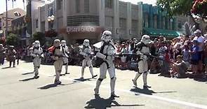 Star Wars Weekends 2015 Parade Week 2 Silas Carson Vanessa Marshall Warwick Davis