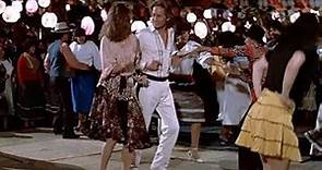 Romancing The Stone (1984) Joan & Jack dance // Kiss scene