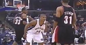 Earl Watson (16pts/7asts) vs Sebastian Telfair (11pts/7asts) (2005)