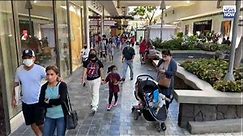 Walking Tour: Black Friday Shoppers at Hawaii's Ala Moana Center