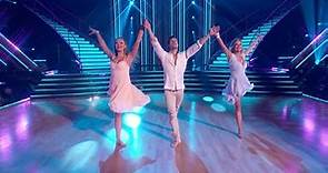 Mira Sorvino’s Most Memorable Year Contemporary – Dancing with the Stars