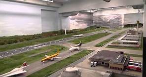 The longest video of the biggest HO scale airport in the world, Hamburg Germany, 14+17 JAN 2014,