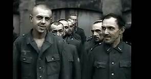 Alemanes rindiéndose tras el alzamiento de Varsovia (1944).