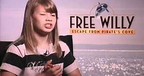 Free Willy: Escape from Pirate's Cove - Exclusive: Bindi Irwin Interview