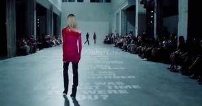 Sasha Pivovarova closing the Helmut Lang Spring/Summer 2024 Ready-to-wear show | ModelsFactsCUT