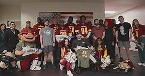 Commanders players visit Walter Reed