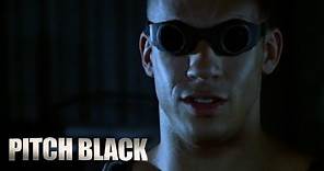Pitch Black Original Trailer (David Twohy, 2000)