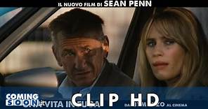UNA VITA IN FUGA (2022) Clip ITA del Film di e con Sean Penn
