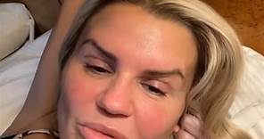 Kerry Katona shows off new eye lift with her daughters