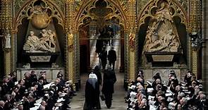 Dentro l'Abbazia di Westminster: luogo di incoronazioni, matrimoni e sepolture di reali