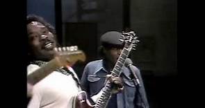 Buddy Guy and Junior Wells-Messin With The Kid
