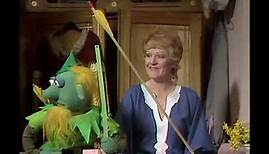 The Muppet Show - 323: Lynn Redgrave - Cold Open (1979)