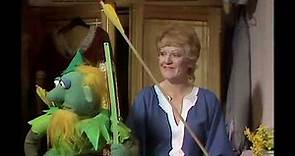 The Muppet Show - 323: Lynn Redgrave - Cold Open (1979)