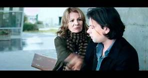 Bachelor Days are over / Pourquoi tu pleures ? (2011) - Trailer