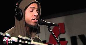 Van Hunt - "What Were You Hoping For" (Live at WFUV)