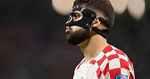 ¿Por qué algunos futbolistas usan máscaras en los partidos del Mundial de Qatar?