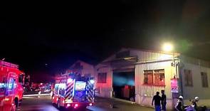 新北三峽工廠火警36消防車馳援 廠內僅堆紙箱火勢已撲滅 | 聯合新聞網
