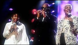 Stevie Wonder, Dionne Warwick, Gladys Knight "That's what Friends are for" live
