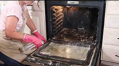 Clean an Oven with Baking Soda and Vinegar A Secret Weapon for Stains!