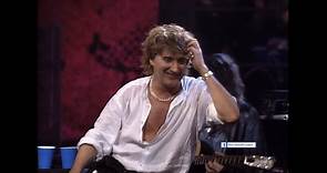 Every picture tells a story Rod Stewart 1993 unplugged... and seated