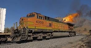 TRAIN ON FIRE!!! BNSF RAILWAY DPU catches fire in Tehachapi! Full Video with footage of firefight !!