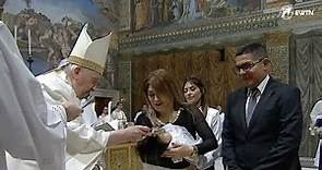El Papa Francisco bautizó a 13 niños en la Capilla Sixtina