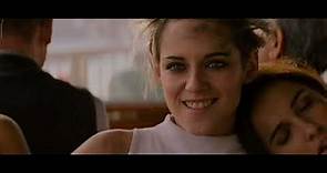 Charlie's Angels cutest scene Kristen Stewart 🥰