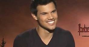 Taylor Lautner Junket Interview: Breaking Dawn Part 1