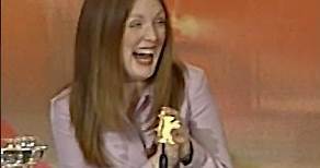 Julianne Moore receiving a Valentines Day Gift | Berlinale Moments 2000
