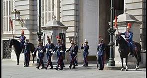 Cambio de Guardia en el Palacio Real de Madrid