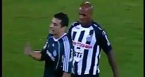 Domingos e Diego Sousa se envolvem em briga no clÃ¡ssico Palmeiras x Santos