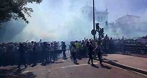 Derbi Betis-Sevilla: Incidentes entre Aficionados del Betis y la Policía